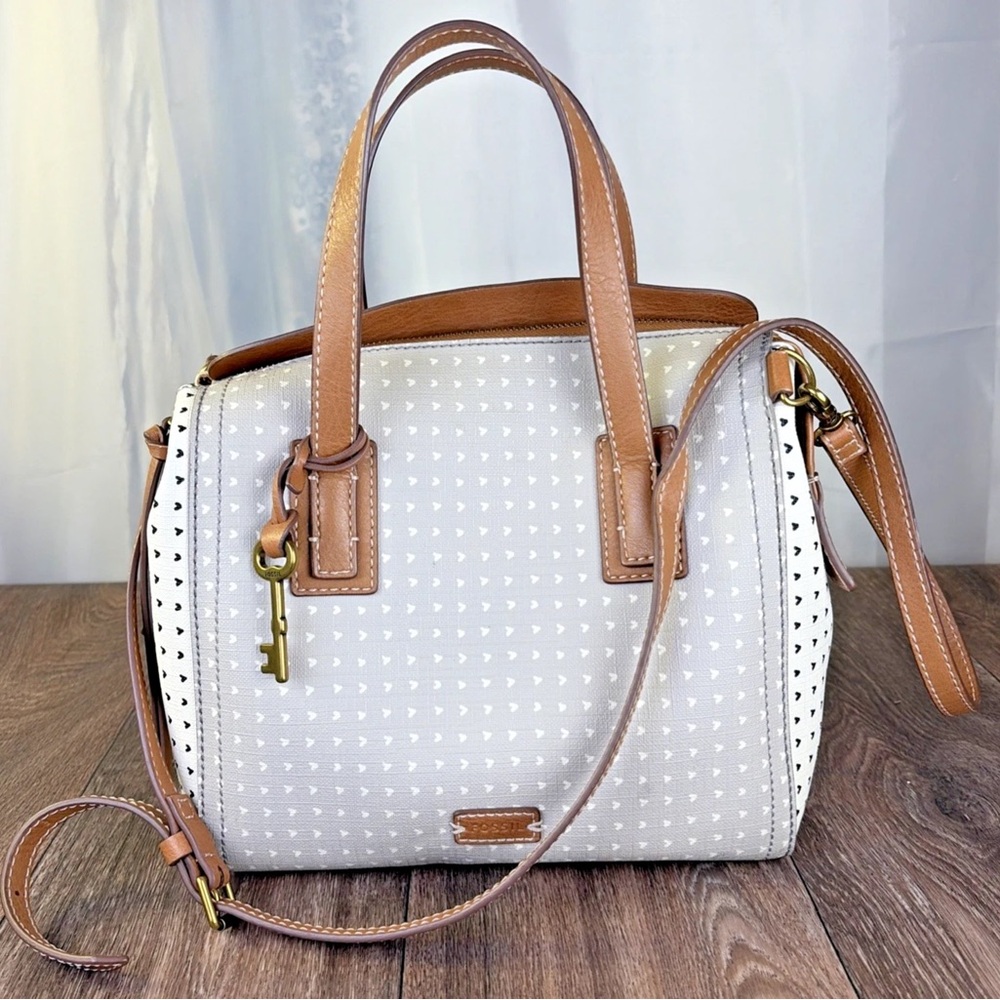 Fossil Emma Satchel Dual Carry Handles Tan Beige / Black and White Hearts Key